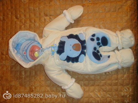 Комбинезон на выписку