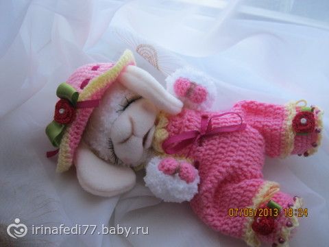Вязаные крючком барашки Маняша и Сеня Вязаные крючком барашки Маняша и Сеня