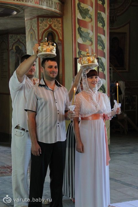 С чем одевать темно зеленую юбку С чем одевать темно зеленую юбку