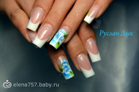 Вы когда-нибудь видели чтобы мужик ногти наращивал???