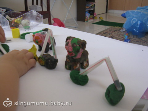 Творчество с малышами. Ищем деток в Мотор Сити